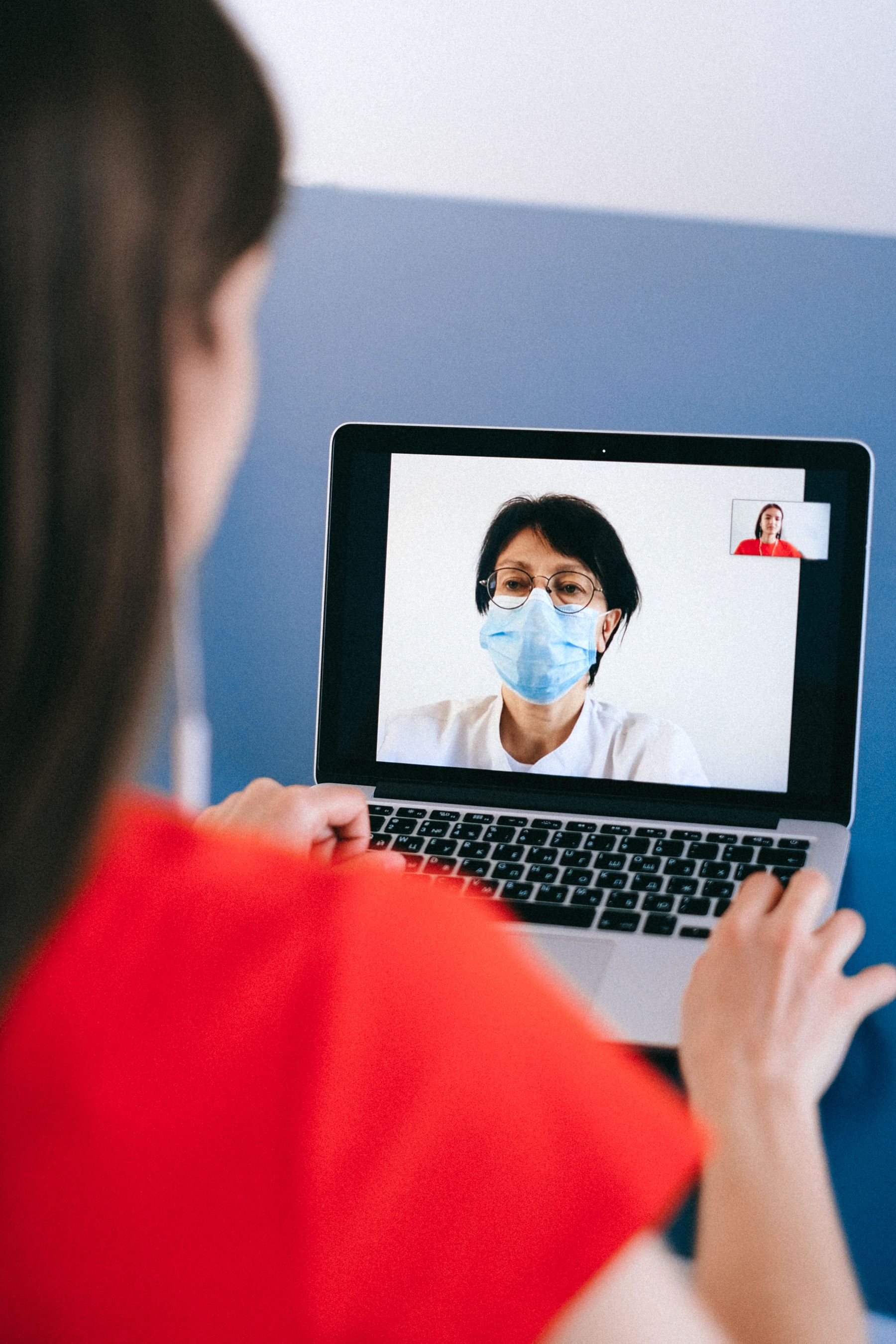 Patient speaking naturally with a doctor during an online consultation