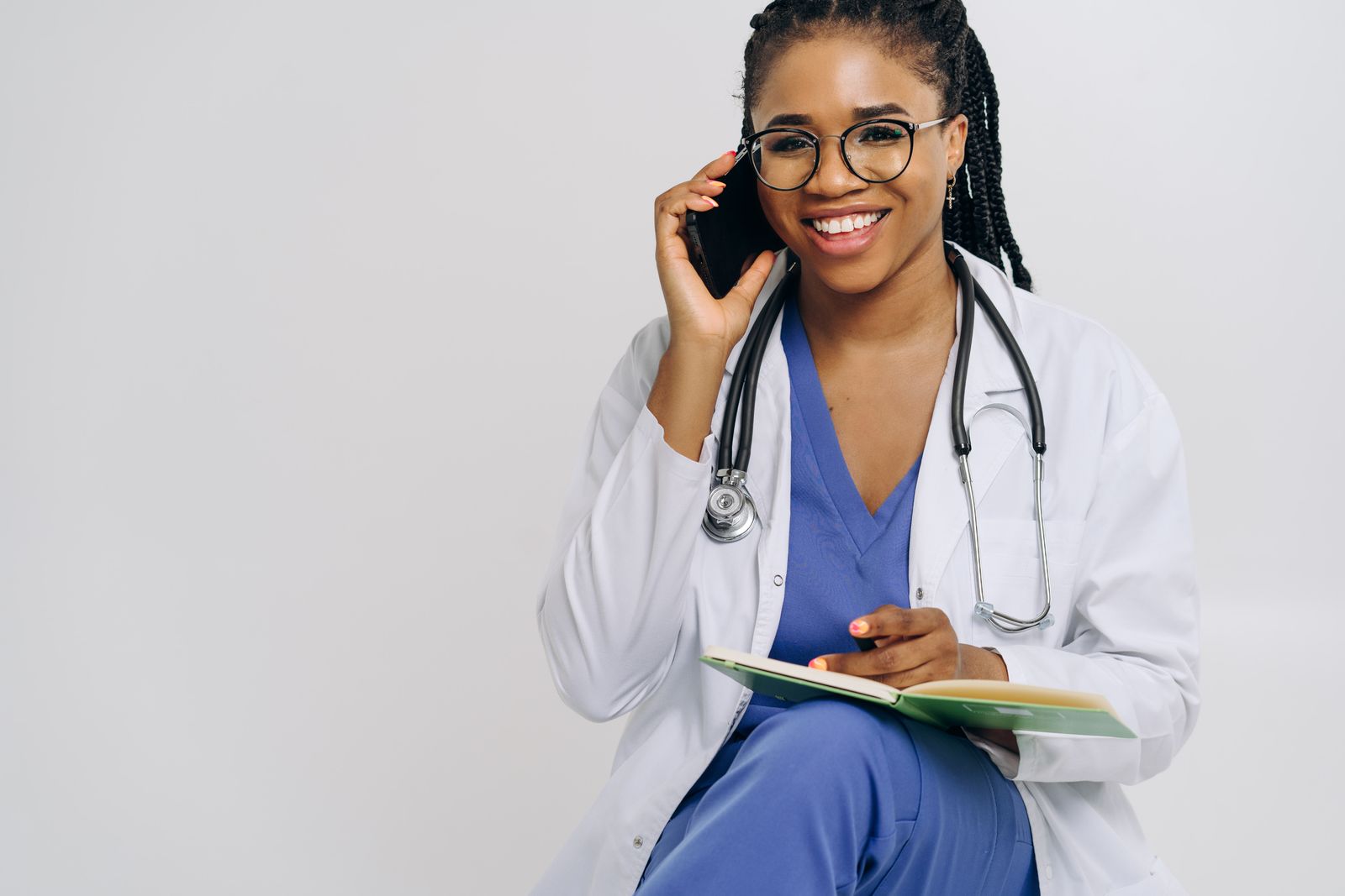 Patient accessing MyDoctor24 from a mobile phone